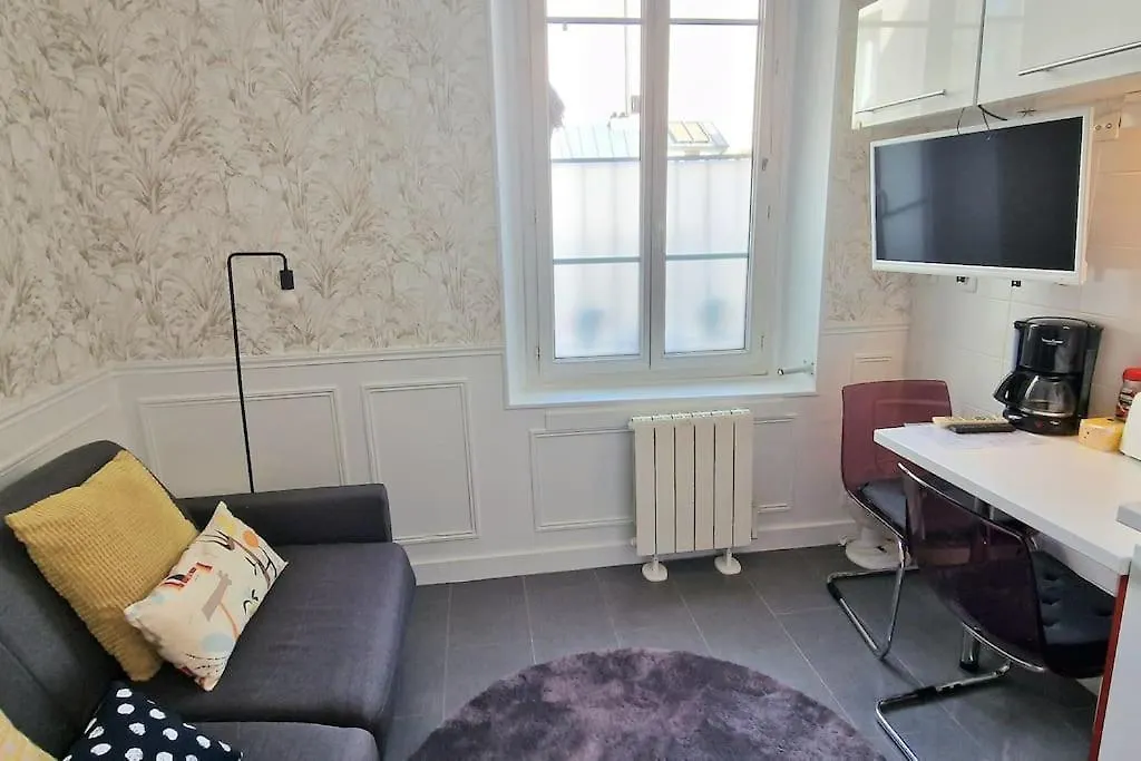 Clara Lovely Studio In The Heart Of Marais Paris 0*,